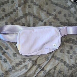 Lululemon Everywhere Belt Bag extended